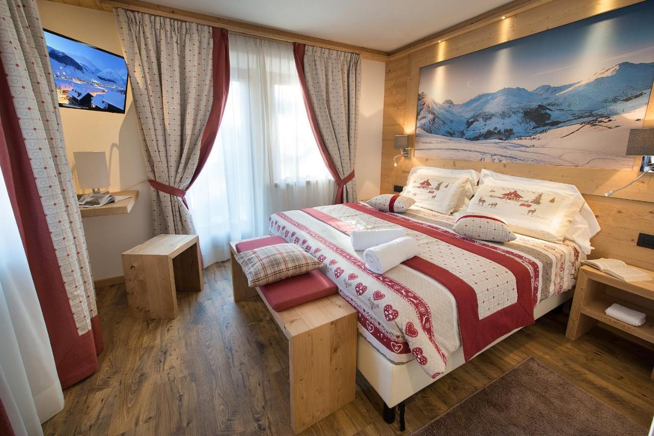 Hotel Bucaneve Ливиньо Экстерьер фото