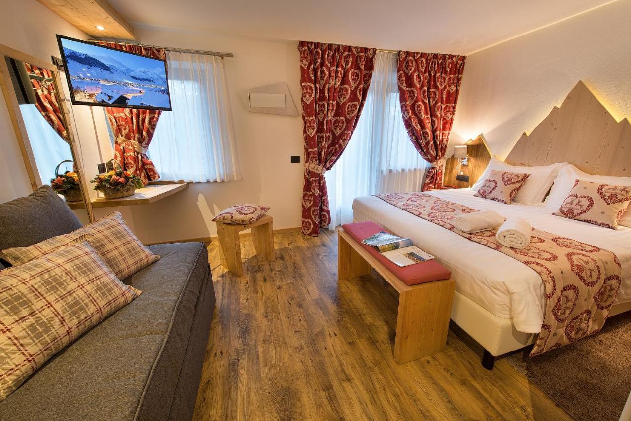 Hotel Bucaneve Ливиньо Экстерьер фото